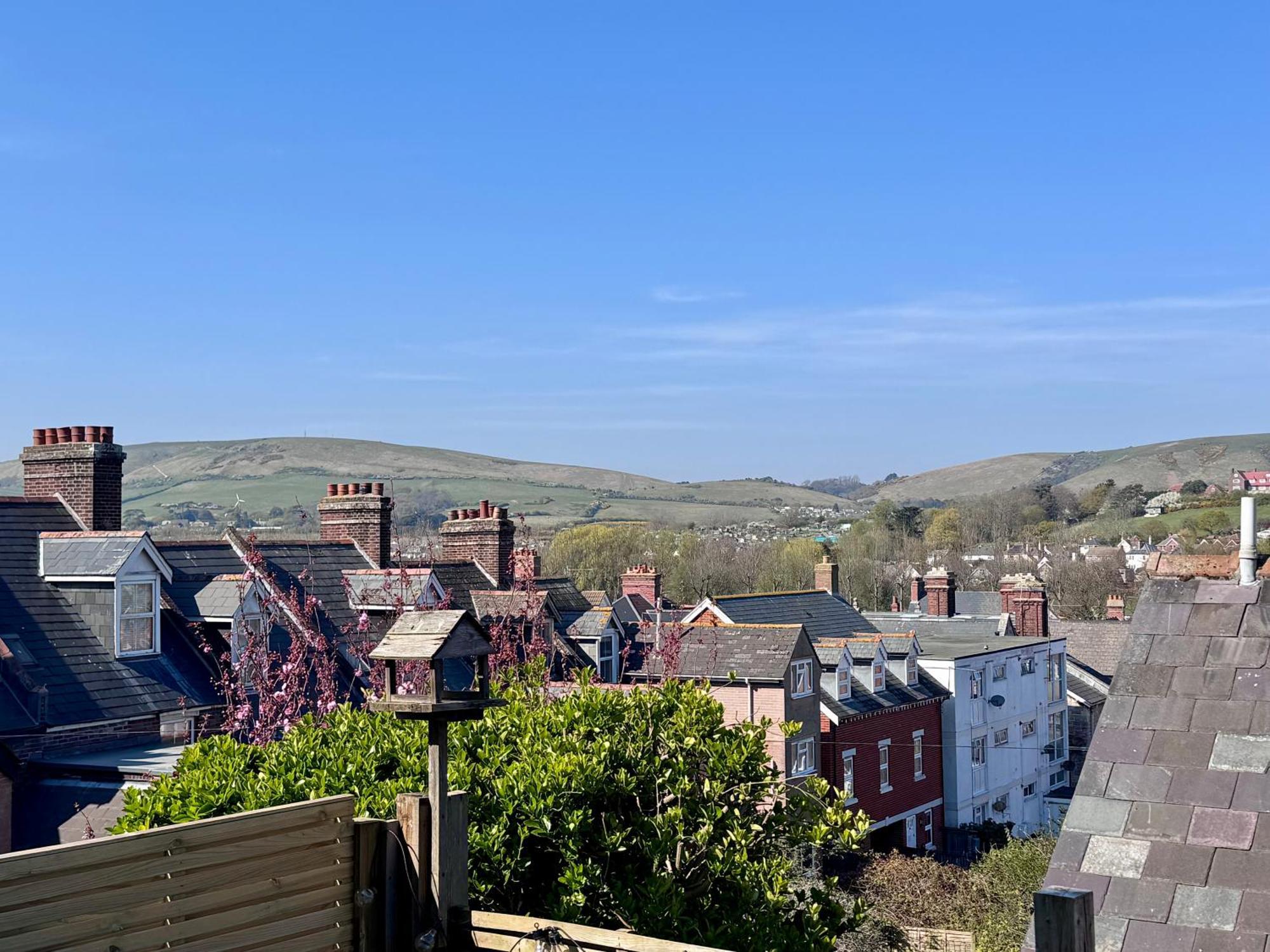 Апартаменты Purbeck Hill View Суонидж Экстерьер фото